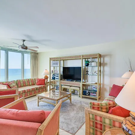 Steps To Beach Oceanfront Condo In Pensacola!